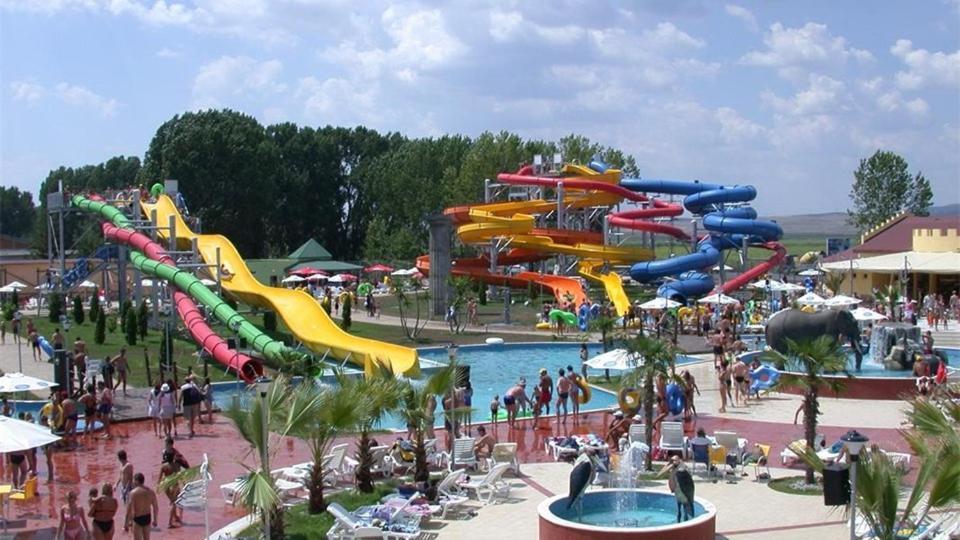 Апартамент Flame Pantai Sunny Luaran gambar