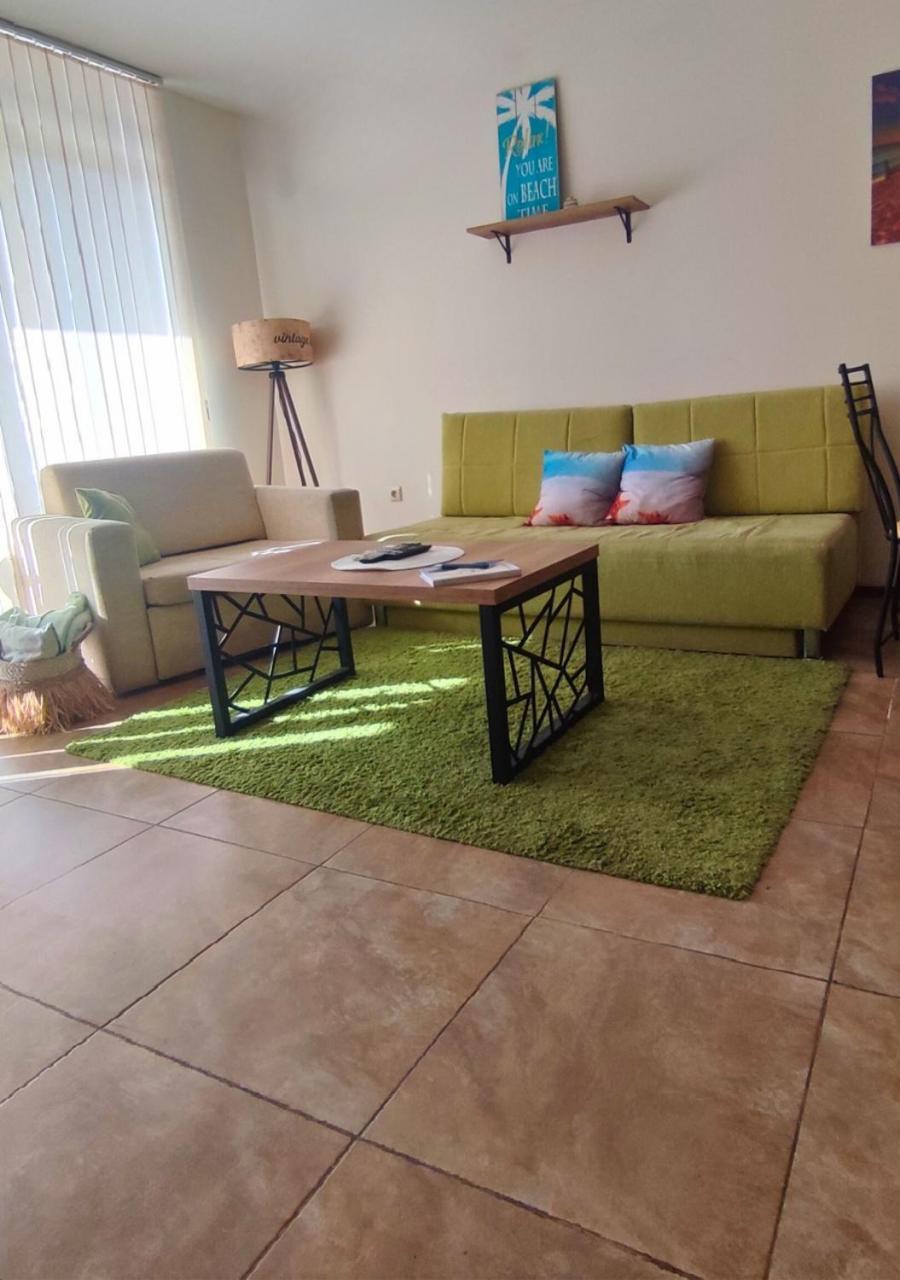 Апартамент Flame Pantai Sunny Bilik gambar