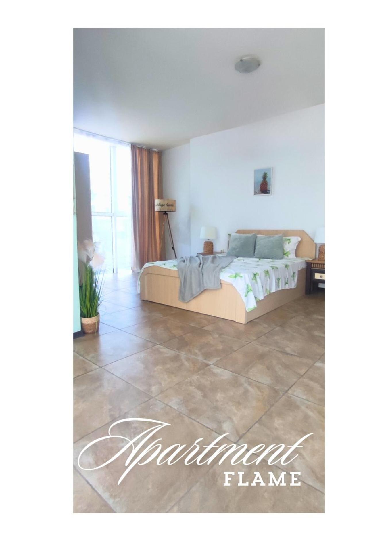 Апартамент Flame Pantai Sunny Luaran gambar