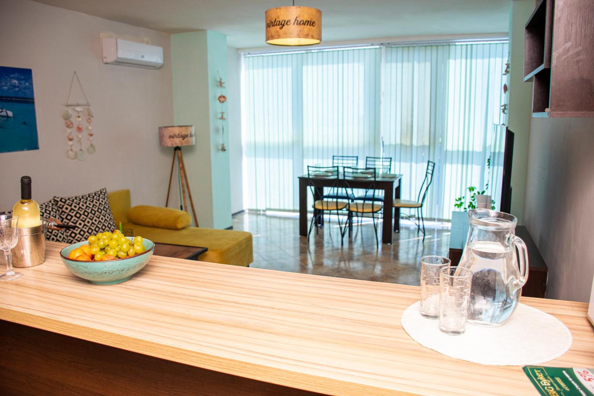 Апартамент Flame Pantai Sunny Luaran gambar