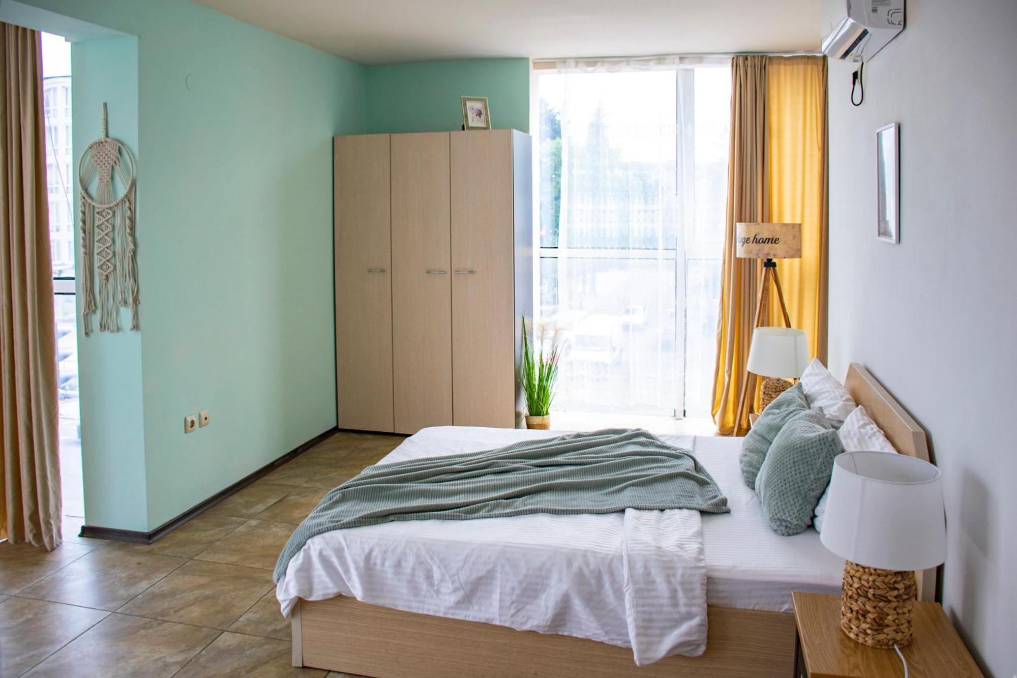 Апартамент Flame Pantai Sunny Luaran gambar
